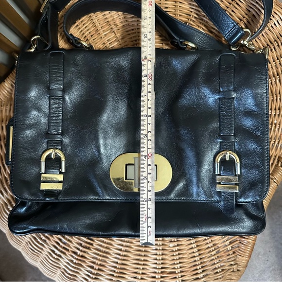 Badgley Mischka Black Leather Satchel Two—Toned Hardware Turnlock Crossbody - Picture 3 of 12